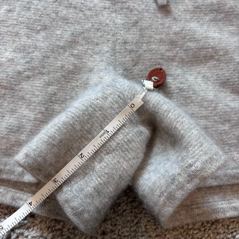 Neiman Marcus Heathered Gray Cashmere Shorts Women’s XL Comfort Luxury - Picture 9 of 9